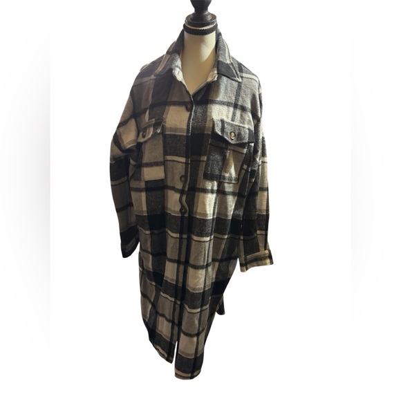 Tops - Plaid Button-Up Shirt Jacket